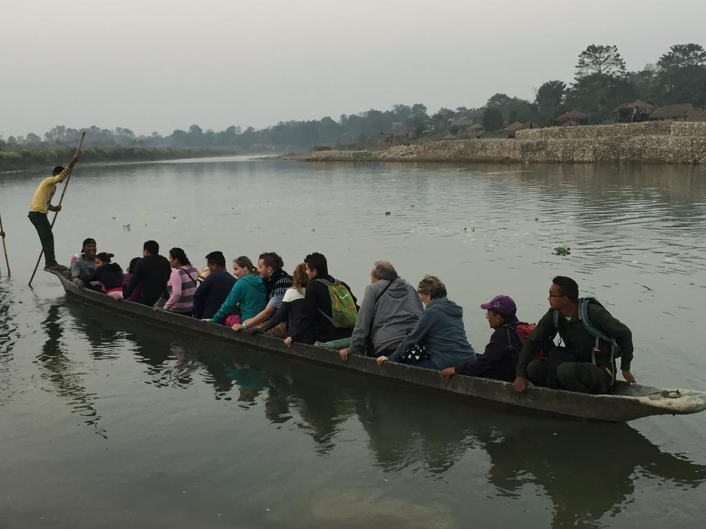 Chitwan Safari Camp & Lodge Саураха Экстерьер фото