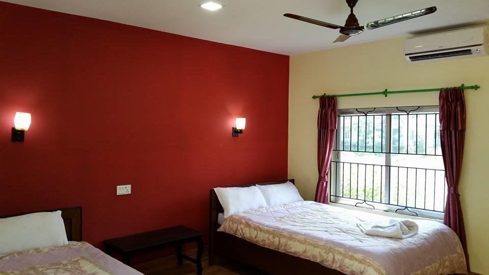 Chitwan Safari Camp & Lodge Саураха Экстерьер фото